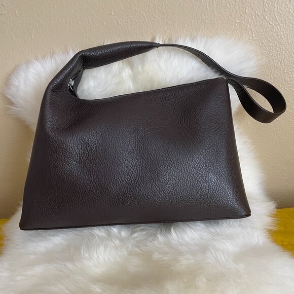 Aesther Ekme Soft Lune Shoulder Bag in Dark Truffle Grain Leather - Picture 4 of 10